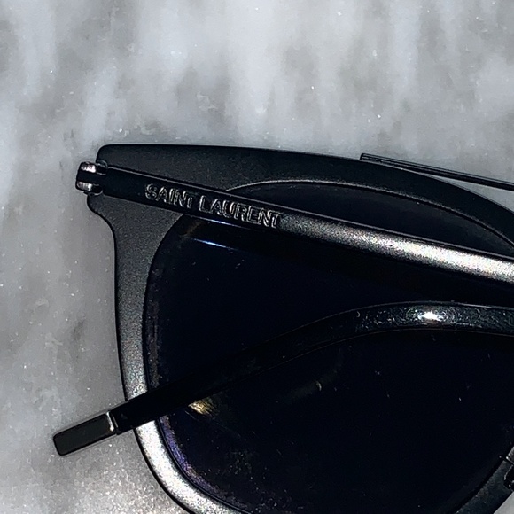 Saint Laurent Paris Saint Laurent Classic SL 28 Me - Picture 3 of 7